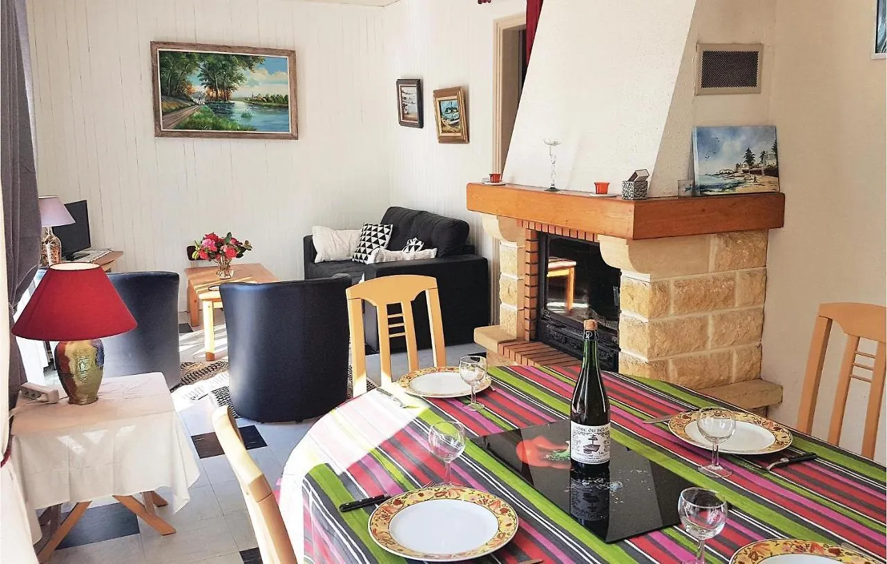 3 Bedroom Awesome Home In Riec Sur Belon 0*, Riec-sur-Bélon Francja